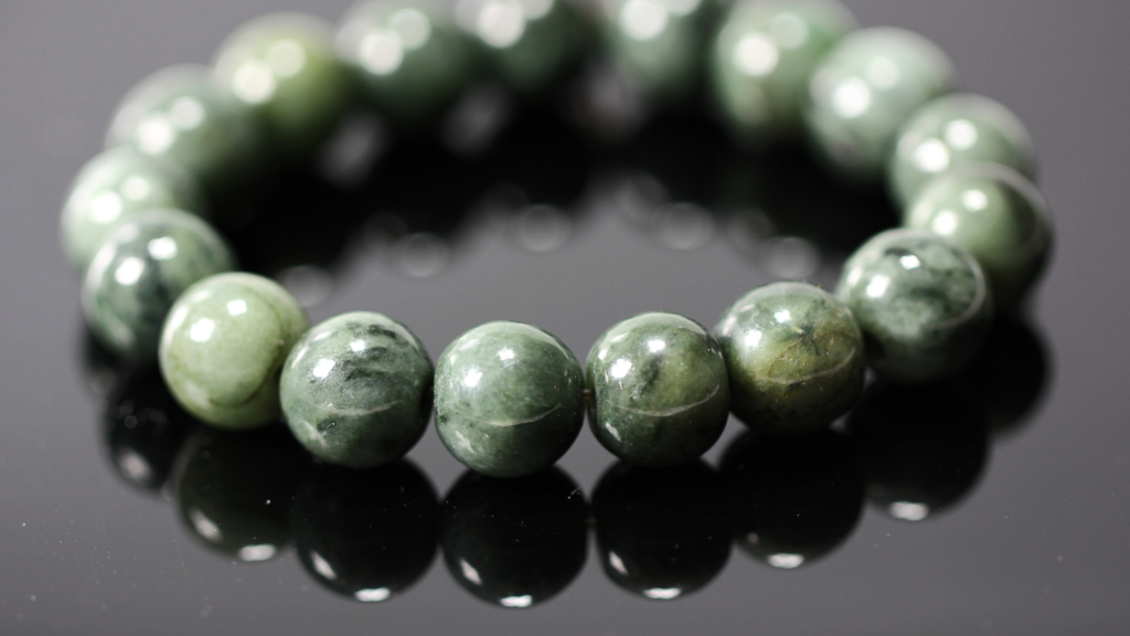 jade bracelet