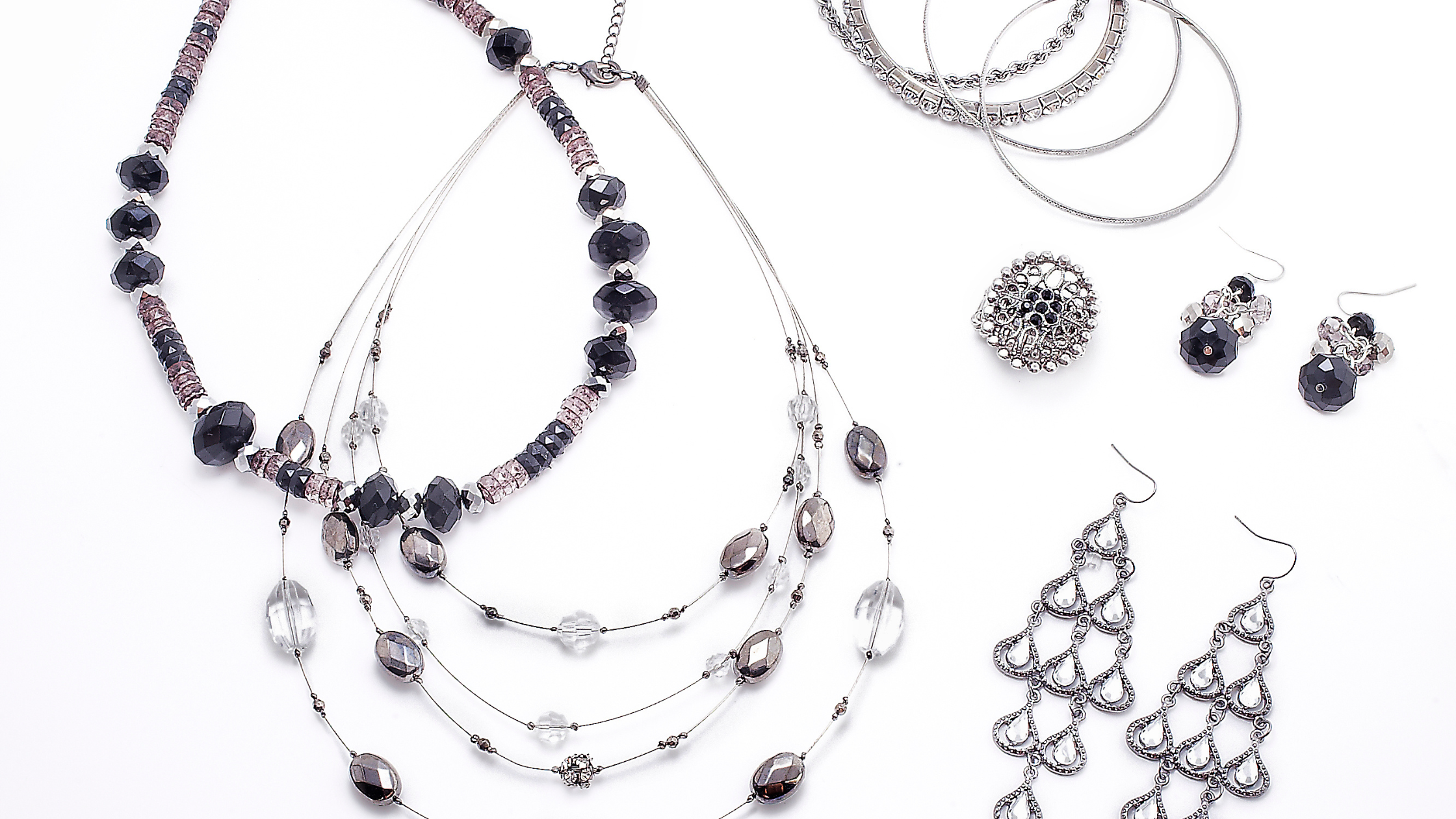 Read more about the article 12 Never-Been-Shared Jewelry Care Secrets